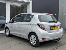 Toyota Yaris thumbnail 6