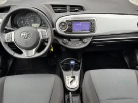 Toyota Yaris thumbnail 9