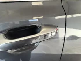 Kia Sorento thumbnail 36