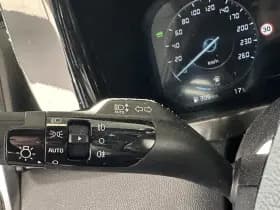 Kia Sorento thumbnail 8