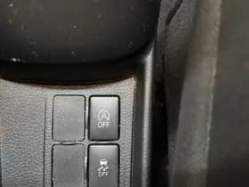 Toyota Yaris thumbnail 14