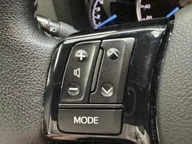 Toyota Yaris thumbnail 30