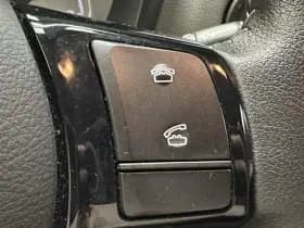 Toyota Yaris thumbnail 31