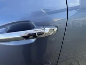 Kia Niro thumbnail 2