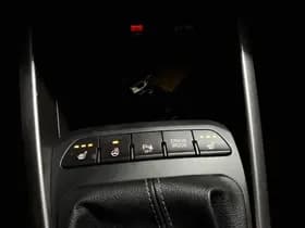 Kia Rio thumbnail 41