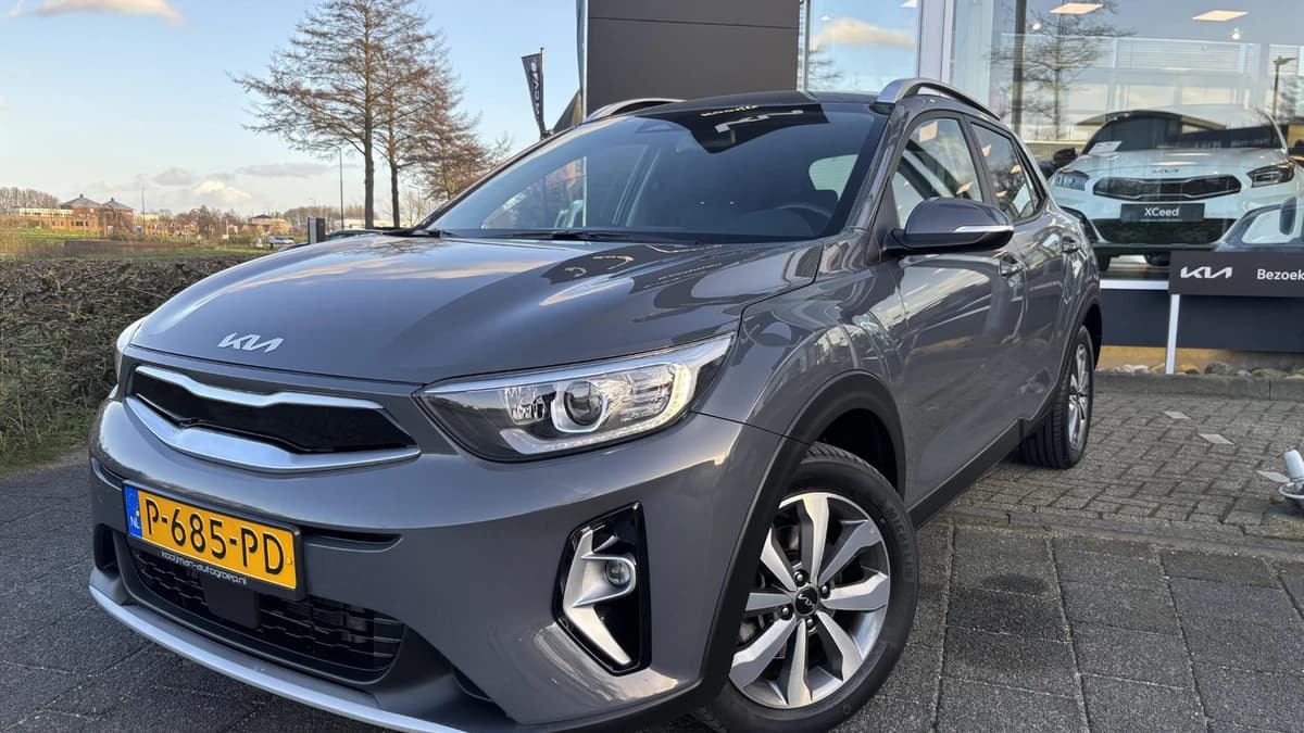 Kia Stonic — foto 1