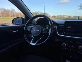 Kia Stonic thumbnail 58