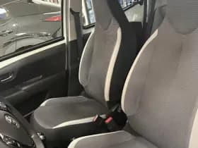 Toyota Aygo thumbnail 2