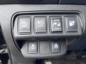 Nissan Leaf thumbnail 32