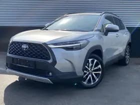 Toyota Corolla-cross thumbnail 2