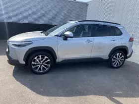Toyota Corolla-cross thumbnail 4