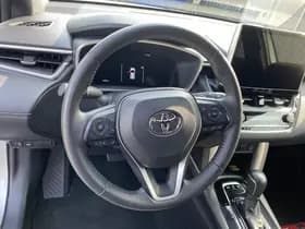 Toyota Corolla-cross thumbnail 60