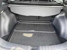 Toyota Corolla-cross thumbnail 8