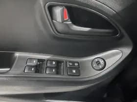 Kia Picanto thumbnail 5