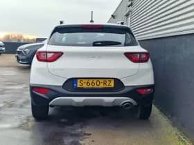 Kia Stonic thumbnail 4