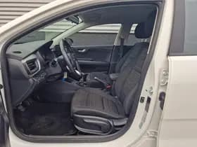 Kia Stonic thumbnail 51