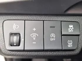 Kia Stonic thumbnail 58