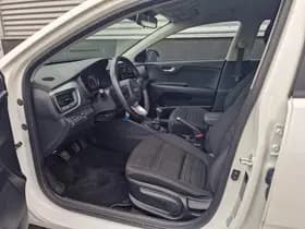 Kia Stonic thumbnail 70