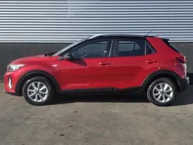 Kia Stonic thumbnail 4