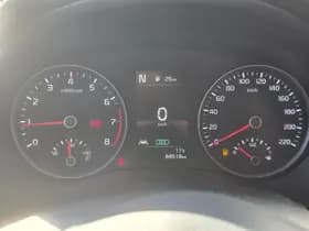 Kia Stonic thumbnail 33