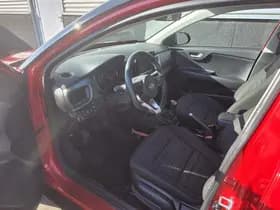 Kia Stonic thumbnail 56