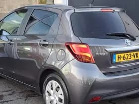 Toyota Yaris thumbnail 31