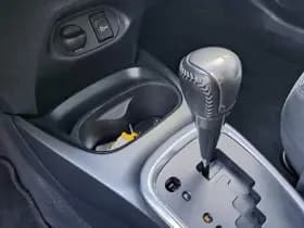 Toyota Yaris thumbnail 47