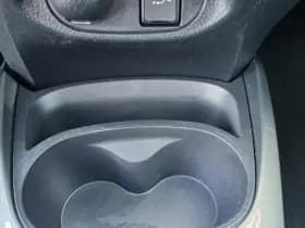 Toyota Yaris thumbnail 49