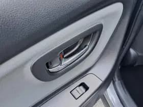 Toyota Yaris thumbnail 51