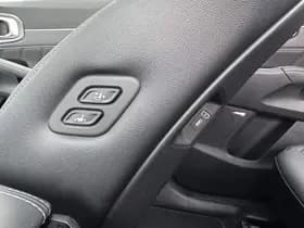 Kia Sorento thumbnail 60