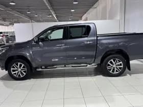 Toyota Hilux thumbnail 3