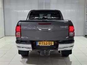 Toyota Hilux thumbnail 21