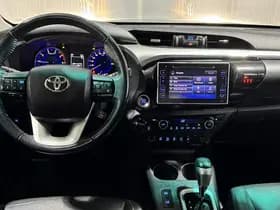 Toyota Hilux thumbnail 32