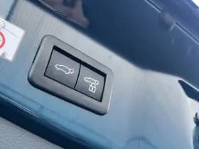 Toyota C-hr thumbnail 12