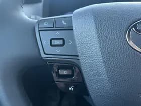 Toyota C-hr thumbnail 24