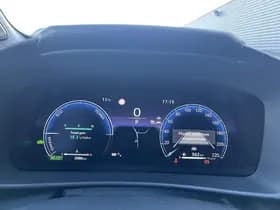 Toyota C-hr thumbnail 80