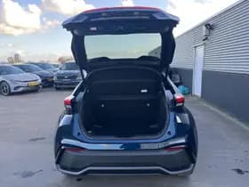 Toyota C-hr thumbnail 10