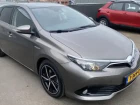 Toyota Auris thumbnail 13