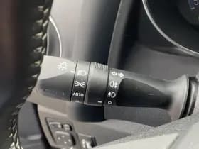 Toyota Auris thumbnail 25