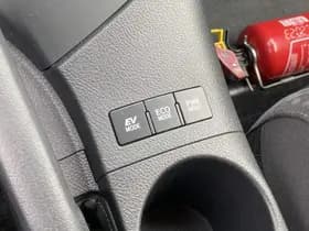 Toyota Auris thumbnail 85