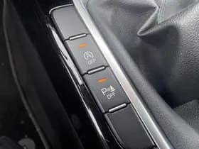 Kia Ceed thumbnail 90