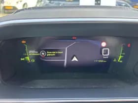 Peugeot 208 thumbnail 3