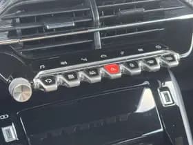 Peugeot 208 thumbnail 4