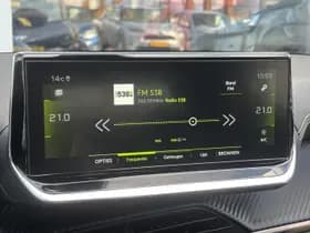 Peugeot 208 thumbnail 10