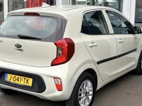 Kia Picanto thumbnail 7