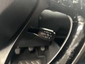 Toyota C-hr thumbnail 12