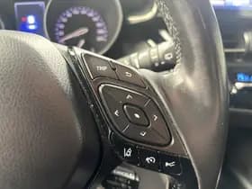 Toyota C-hr thumbnail 37