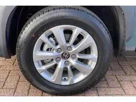 Toyota Yaris-cross thumbnail 37