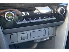 Toyota Yaris-cross thumbnail 51