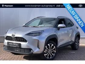 Toyota Yaris-cross thumbnail 1